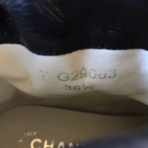 Chanel quilted leather sneaker style ankle boots - Picture 6 of 7